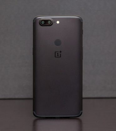 The OnePlus 5T is here and it might just be the phone for you