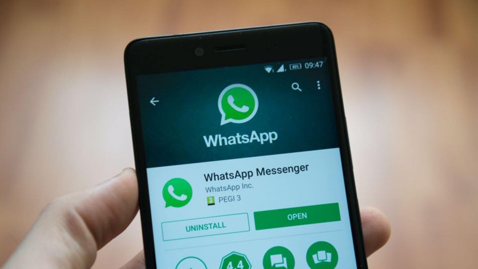 WhatsApp to stop working on various older phone.