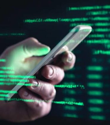 US-Govt issued phones run Chinese Malware
