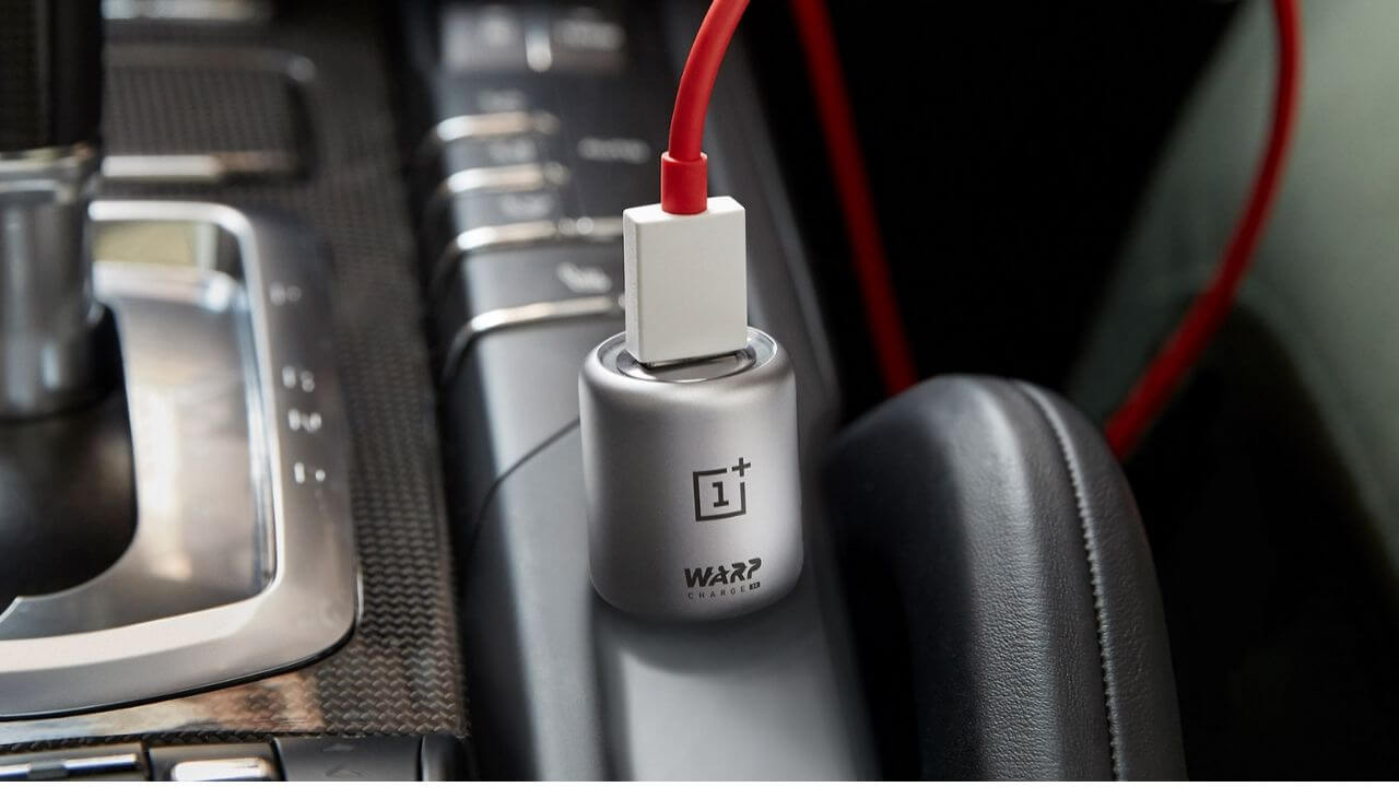 OnePlus Warp 30 car charger