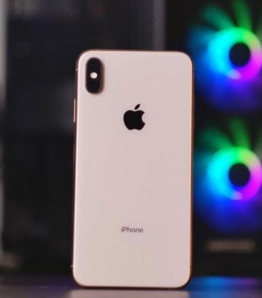 iPhone XS Max Review in 2020