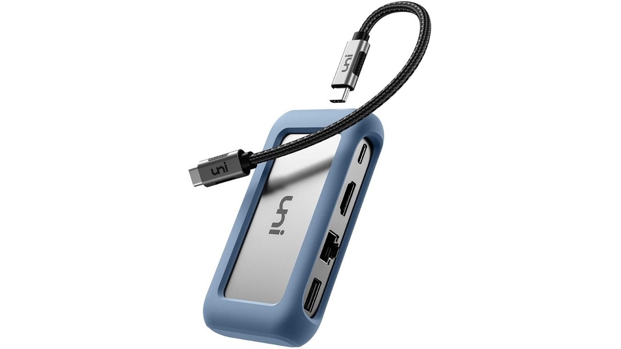 UNI 8-in-1 USB-C Hub