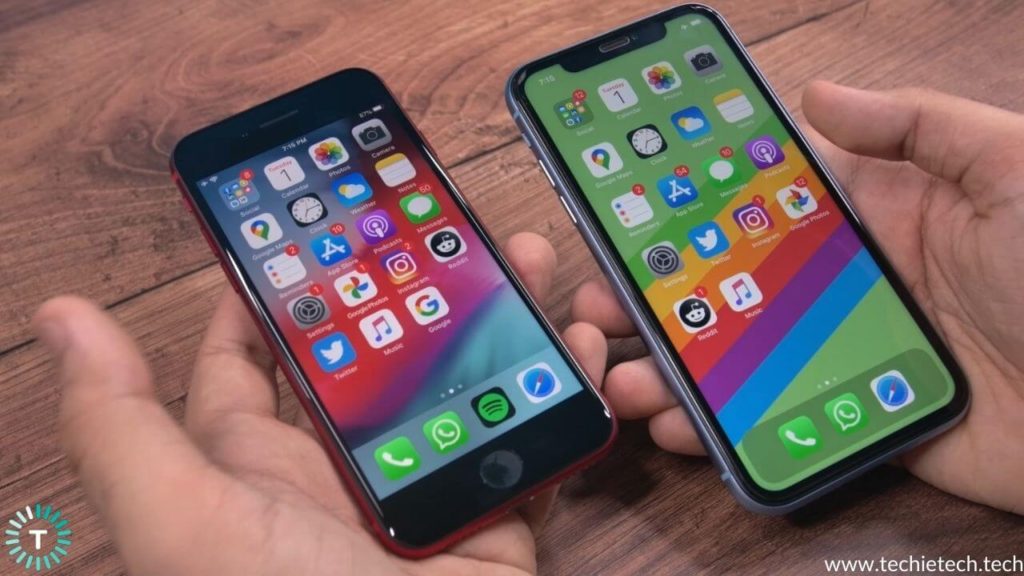 Display Review iPhone SE vs iPhone XR