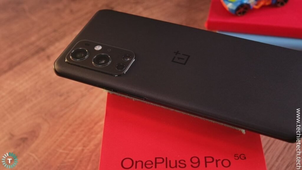 OnePlus 9 Pro Users Report Overheating Issues - TechieTechTech