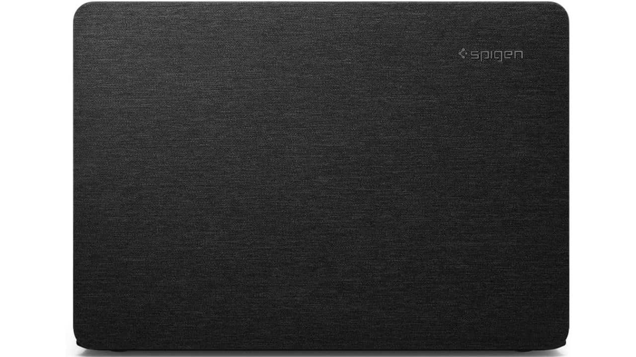 Spigen Thin Fit Case for M2 MacBook Pro 13”
